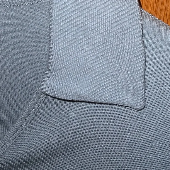 Reitman’s Top - Picture 4 of 6